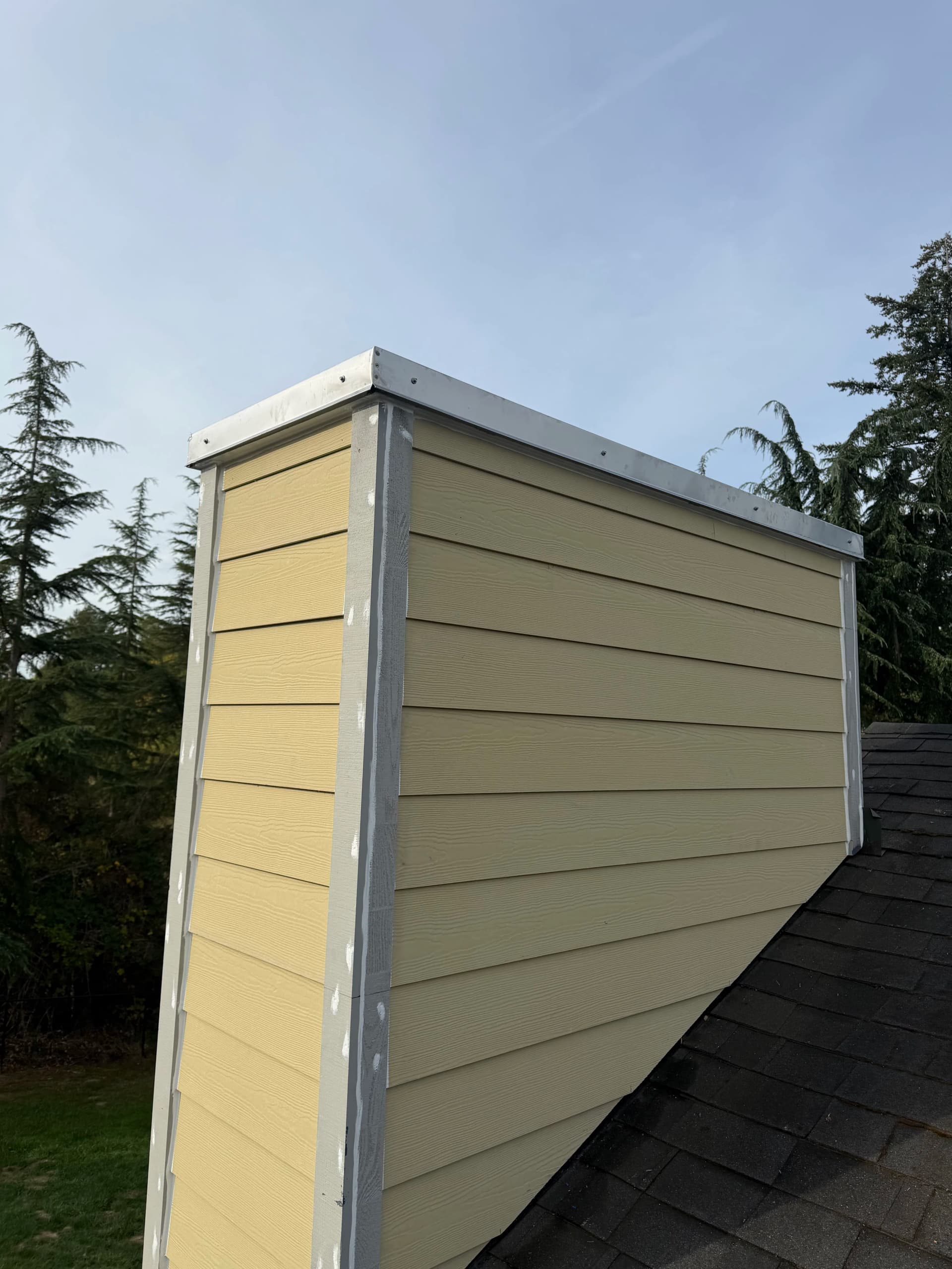 Gallery photos for Custom Stainless Steel Chimney Flat Cap Installation in Canby Oregon: Image #2